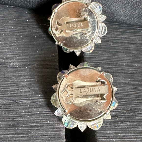 Aurora Borealis 3 Strand Crystal Glass Necklace and matching earrings set - Picture 6 of 7